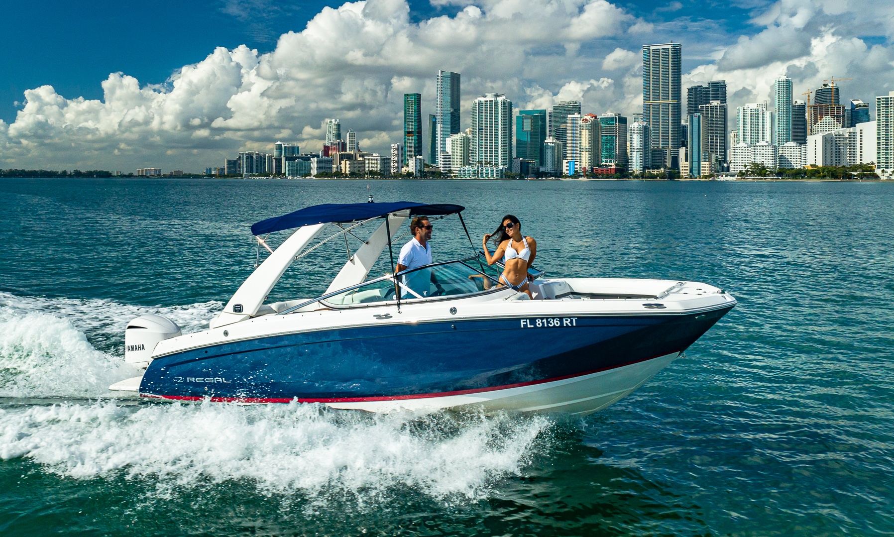Regal Marine Industries  Marine Industries Regal Valanti 260