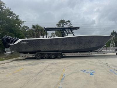 Invincible CATAMARANS