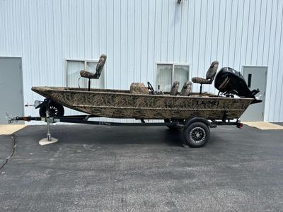 Lund 1760 Predator SS