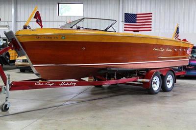 Chris-Craft Holiday