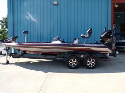 Skeeter FX 21