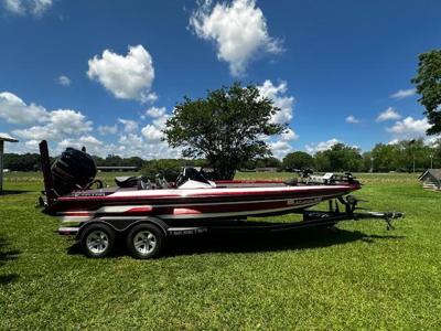 Skeeter ZX 250