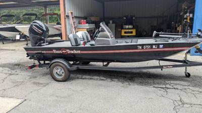 Tracker CLASSIC XL