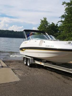 Chaparral 233 Sunesta