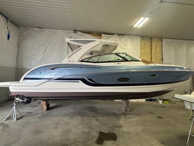 Formula 350 Crossover Bowrider