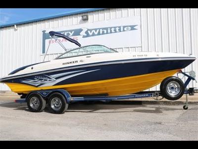 Rinker 226 Captiva Bowrider