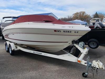 Sea Ray 210 Bow Rider