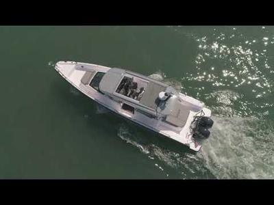 Axopar 37 XC BRABUS Trim Wet Bar