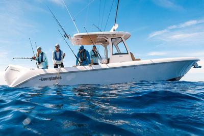 Everglades 315 Center Console
