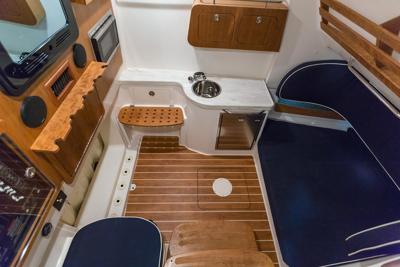 Grady-White Canyon 376