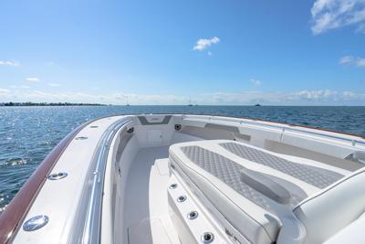 Invincible 43 Open Fisherman