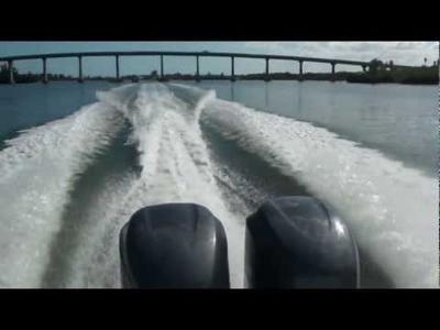 Pursuit C 260 Center Console