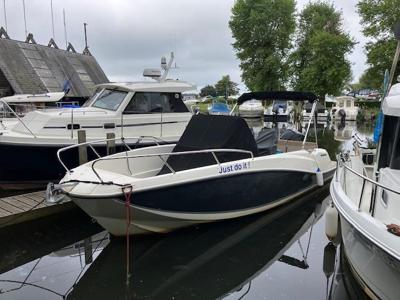 Quicksilver Activ 675 Open