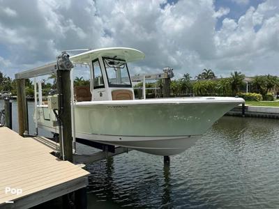 Sea Hunt 239 Ultra
