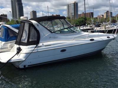 Cruisers Yachts 3075 Express