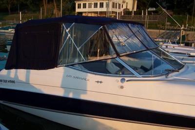 Four Winns 245 Sundowner