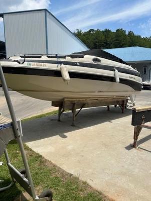Crownline 239 DB