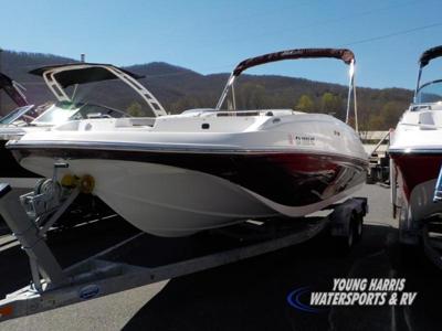 Hurricane SunDeck Sport 188 OB