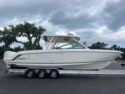 Boston Whaler 320 Vantage
