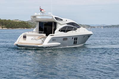Azimut 40S