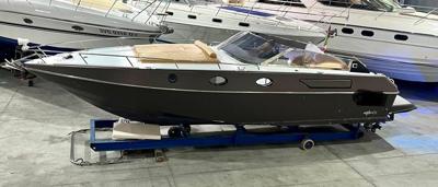 Custom C.N. Squalo 2000 shark 36
