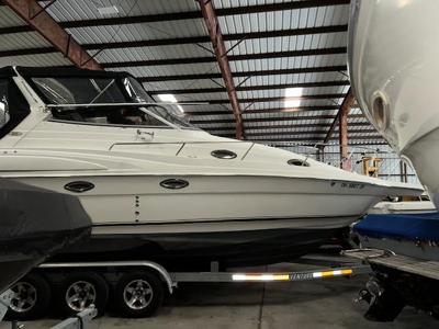 Regal 2860 Commodore
