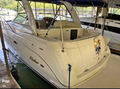 Rinker Fiesta Vee 320