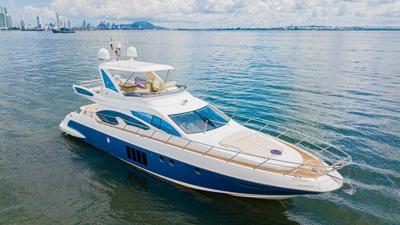 Azimut 64 Fly