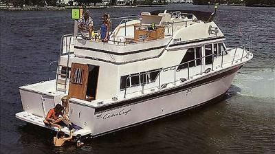 Chris-Craft 380 Corinthian