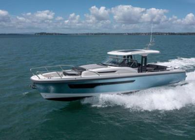 Nimbus Tender 11