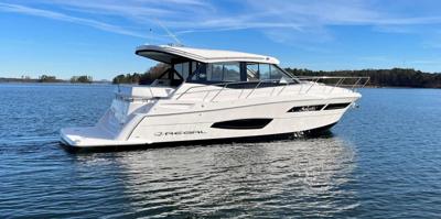 Regal 38 Grande Coupe