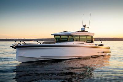 Axopar 37 XC Cross Cabin