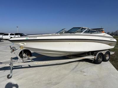 Crownline 225 BR