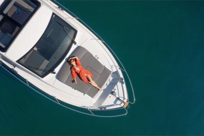 Sealine C335