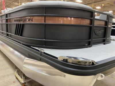 Bennington 22 LSB