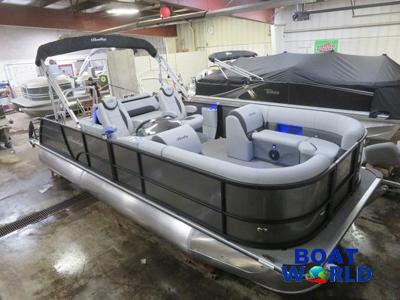 Bentley Pontoons Legacy 220 Swingback Pontoon   Honda 4