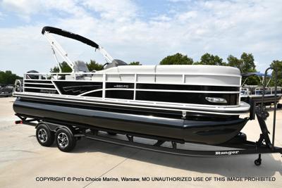 Ranger 220FC w 150HP Mercury 4 Stroke