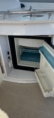 Four Winns H310