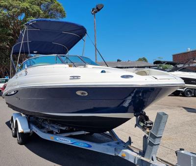 Sea Ray 200 Sundeck
