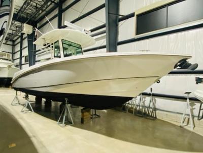 Boston Whaler 320 Outrage