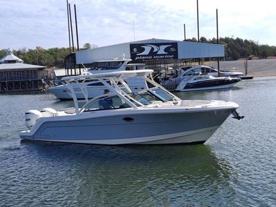 Robalo R317