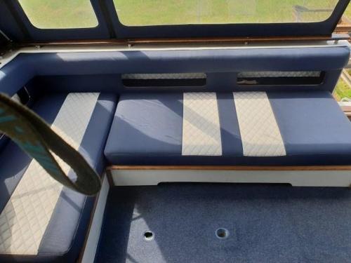 Sea Ray 300 Weekender