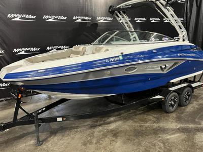 Crownline E255 Surf