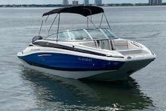 Crownline E235 XS