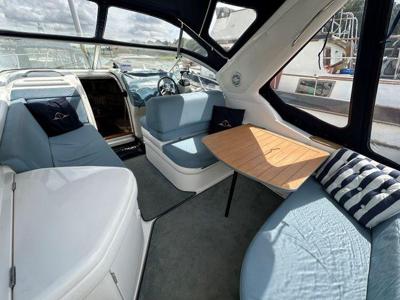 Sealine S28 Sports Cruiser