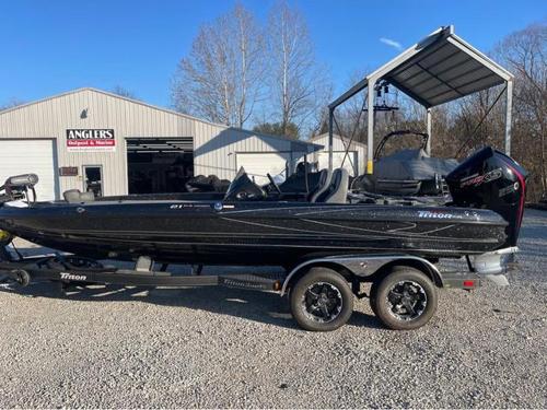 Triton 21 TRX Patriot