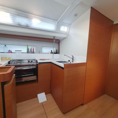 Jeanneau 440