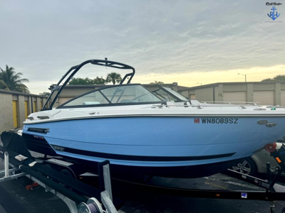 Monterey 258SS