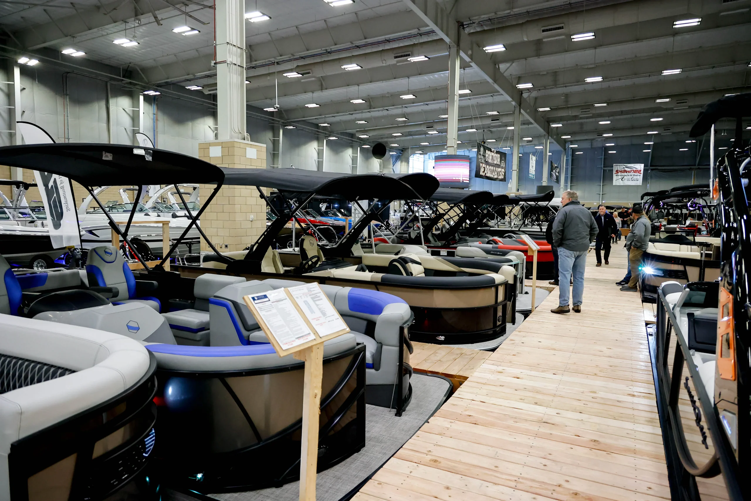 Best Pontoon Boat Brands: A Comprehensive Guide for 2024