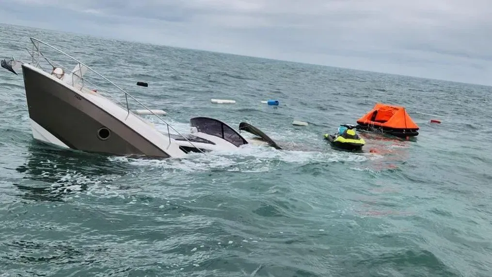 When Performing a Self Rescue, When Should You Swim to Shore? Tips and Timing